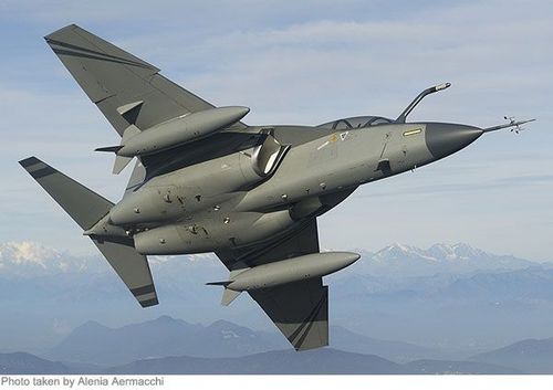 Alenia Aeronautica M-346 Master - photo 3
