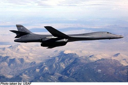 Boeing B-1 Lancer - photo 3
