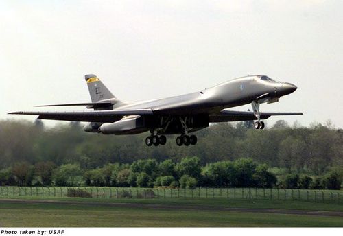 Boeing B-1 Lancer - photo 8