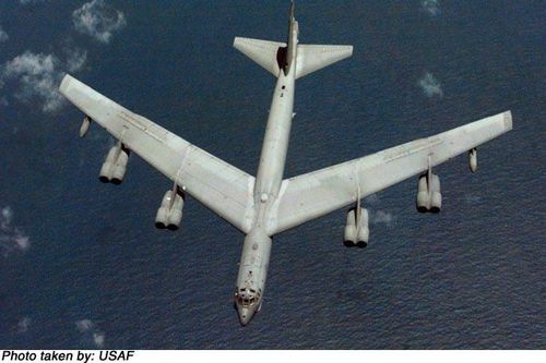 Boeing B-52H Stratofortress - photo 5