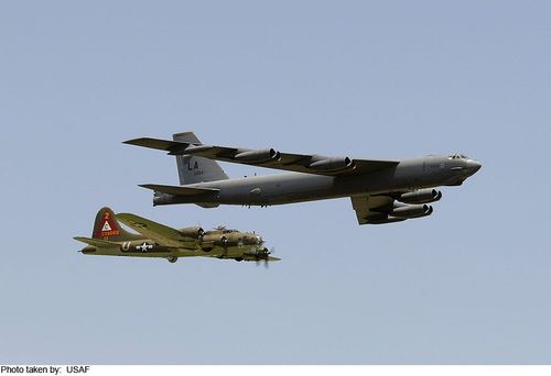 Boeing B-52H Stratofortress - photo 1