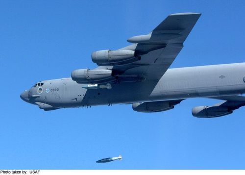 Boeing B-52H Stratofortress - photo 11