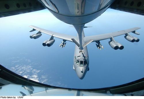 Boeing B-52H Stratofortress - photo 2