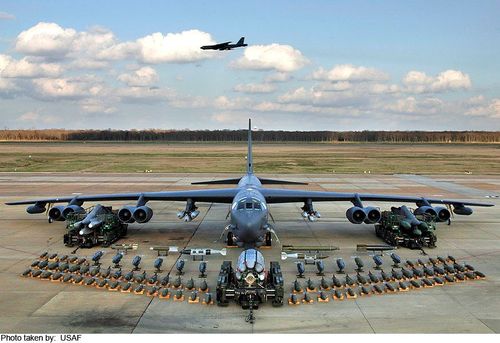 Boeing B-52H Stratofortress - photo 8