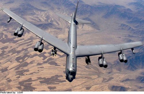 Boeing B-52H Stratofortress - photo 3