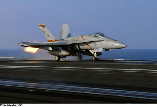 Boeing FA-18C/D Hornet - photo 1