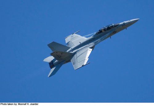 Boeing F/A-18E/F Super Hornet - photo 2