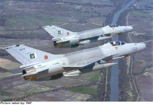 Chengdu F-7/J-7 Airguard - photo 5