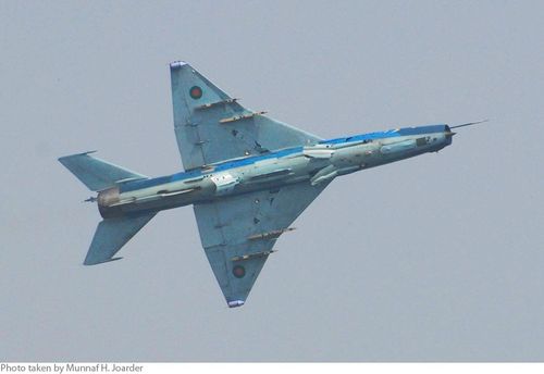 Chengdu F-7/J-7 Airguard - photo 6