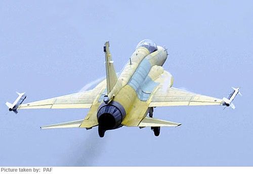 Chengdu JF-17 Xiaolong/Thunder - photo 4