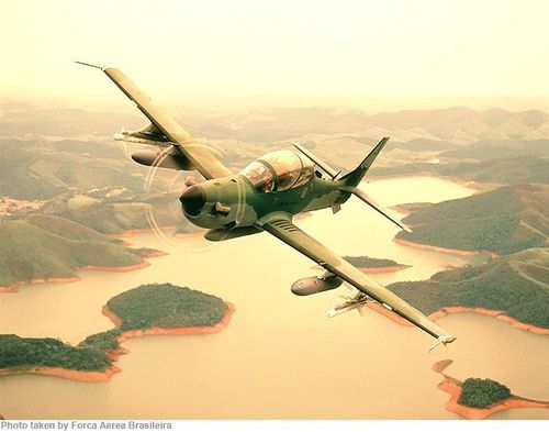 EMBRAER EMB-312 Tucano - photo 2