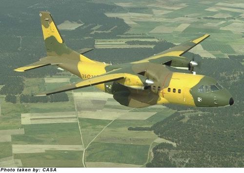 IPTN/CASA CN-235 - photo 8