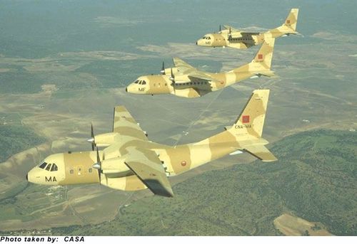 IPTN/CASA CN-235 - photo 3