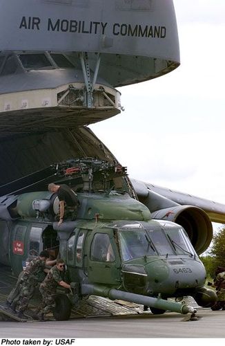 Lockheed Martin C-5 Galaxy - photo 1