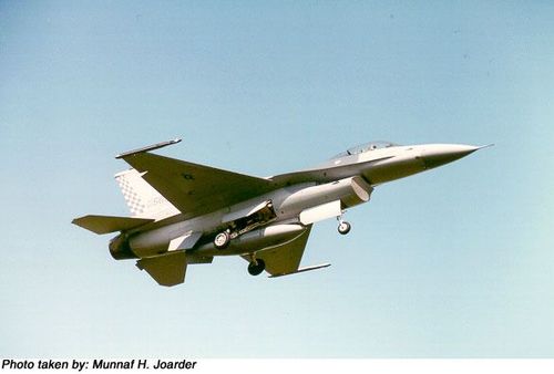Lockheed Martin F-16A/B Fighting Falcon - photo 4