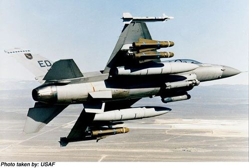 Lockheed Martin F-16C/D Fighting Falcon - photo 6