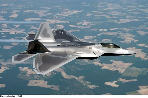 Lockheed Martin F-22 Raptor - photo 8