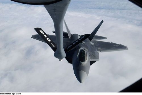 Lockheed Martin F-22 Raptor - photo 6