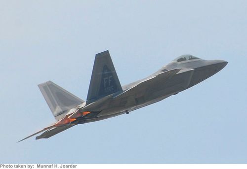 Lockheed Martin F-22 Raptor - photo 4