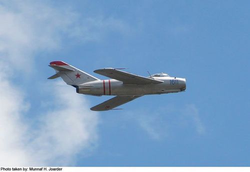 Mikoyan-Gurevich MiG-17 Fresco - photo 6