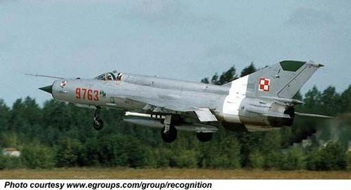 Mikoyan-Gurevich MiG-21 Fishbed - photo 4