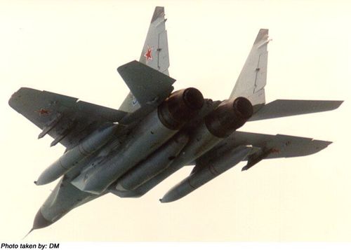 Mikoyan-Gurevich MiG-29 Fulcrum - photo 4