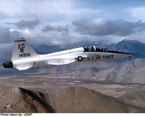 Northrop T-38 Talon - photo 1