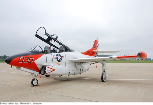Rockwell International T-2C Buckeye - photo 1