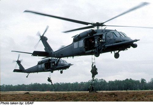 Sikorsky UH-60 Blackhawk - photo 6