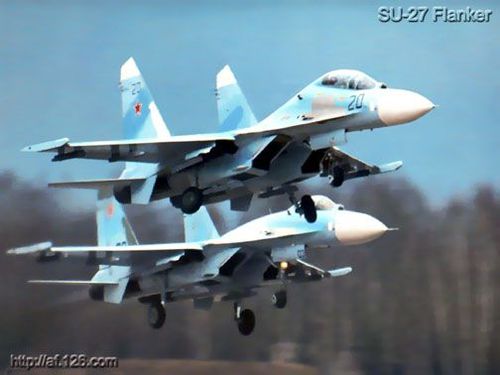 Sukhoi Su-27 Flanker - photo 7
