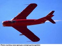 Mikoyan-Gurevich MiG-17 Fresco - photo 12