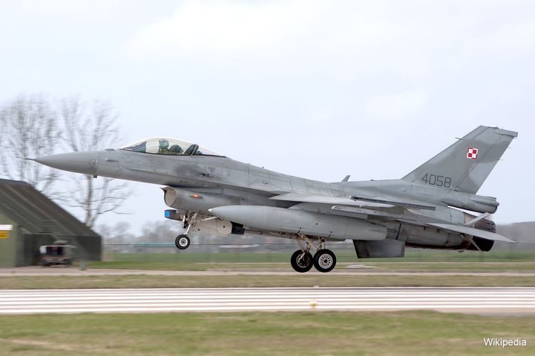 Poland scrambles military aircraft twice in morning over Russian strikes on Ukraine