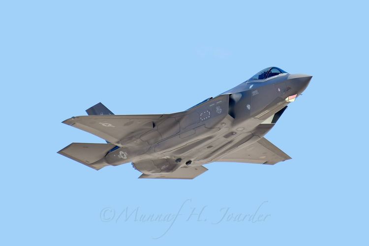 U.S. Northern Command pairs F-35s and HIMARS in Alaska, engaging simulated target 135 miles away in Arctic defence operation