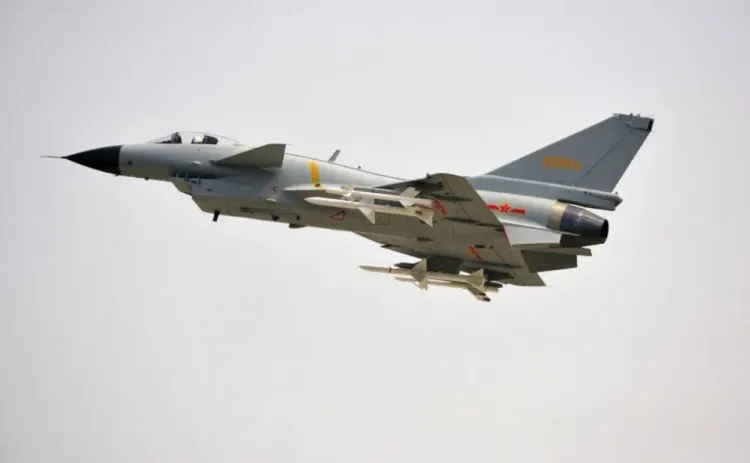 Taiwan tracks 6 Chinese military aircraft and 6 ships