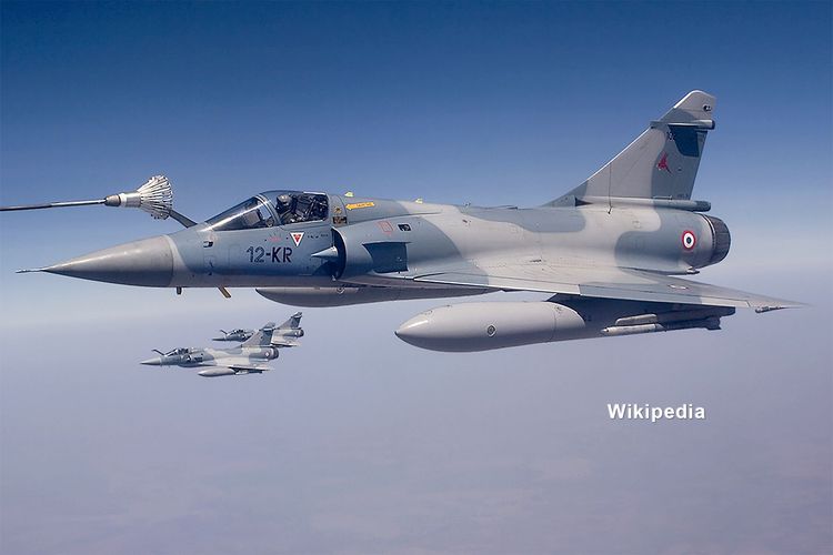 France and Chad rebuild military ties with planned air force training