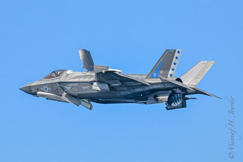 UK and Canada in talks on defense bank and fighter jet programs