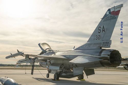 Pilot safely ejects from crash of Texas Air National Guard F-16 in northern Michigan