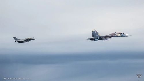 French Rafales intercept two Russian Su-30SM fighter jets